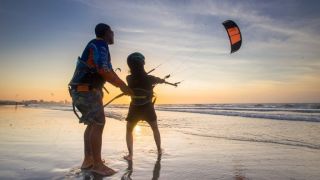 clases de kitesurf en cartagena La Boquilla Kite School