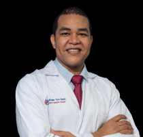 medicos medicina interna cartagena Dr Keyner Toro Internista Vascular