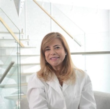 medicos oftalmologia cartagena Dra. Martha Ivonne Portilla Molina, Oftalmólogo